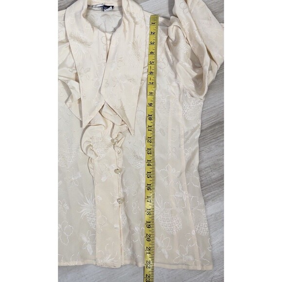 Emanuel Ungaro Top. 6 Medium Silk Blouse - Picture 5 of 6